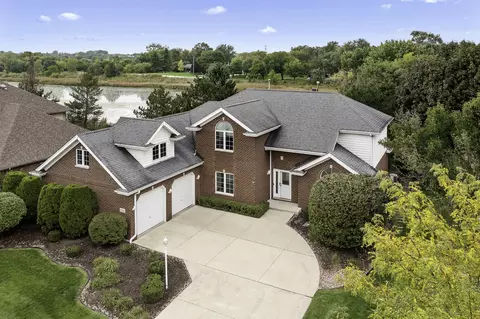 11000 Garrett Dr, Orland Park, IL 60467