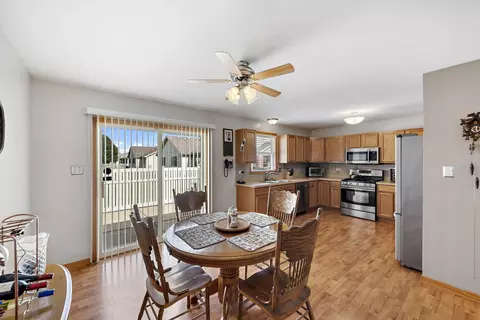 313 Timbers Bluff Trl, Beecher, IL 60401 photo 6