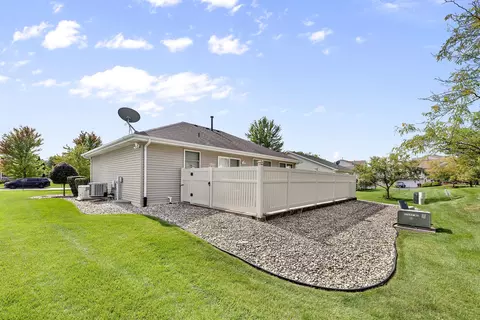 313 Timbers Bluff Trl, Beecher, IL 60401 photo 18
