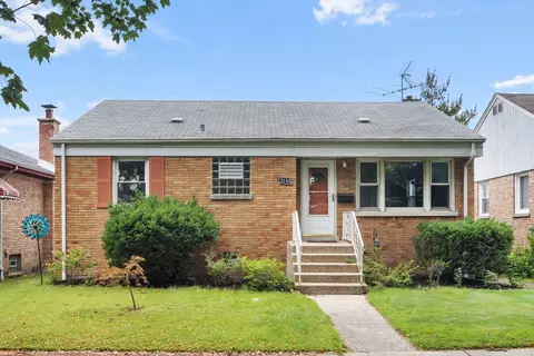 3144 Cuyler Ave, Berwyn, IL 60402
