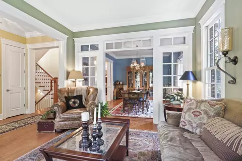 411 Selborne Rd, Riverside, IL 60546 photo 8