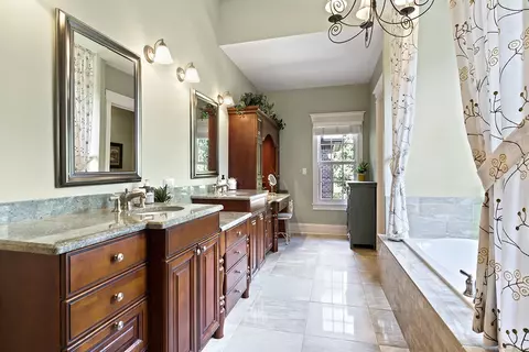 411 Selborne Rd, Riverside, IL 60546 photo 32