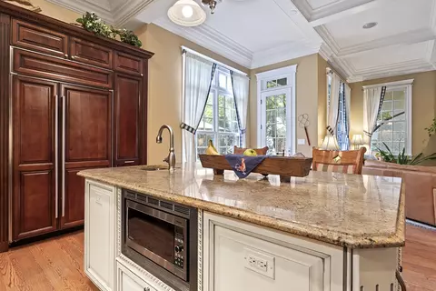 411 Selborne Rd, Riverside, IL 60546 photo 17