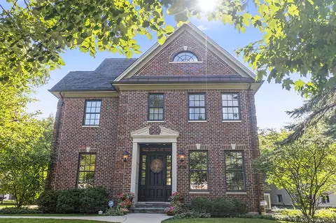 411 Selborne Rd, Riverside, IL 60546 photo 2