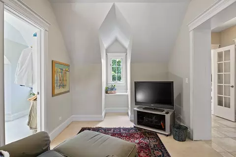 411 Selborne Rd, Riverside, IL 60546 photo 38