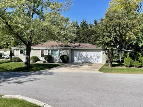 7317 Capitol Dr, Darien, IL 60561