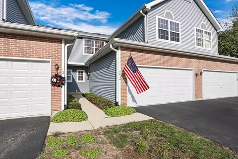 14 Brian Ct, Algonquin, IL 60102