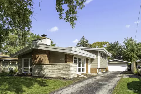 15027 Oak St, Dolton, IL 60419