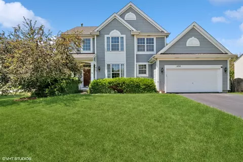 458 Country Pl, Lindenhurst, IL 60046