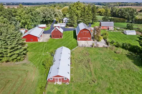 17709 Collins Rd, Woodstock, IL 60098