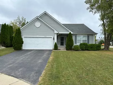 2112 Azalea Ct, Round Lake, IL 60073