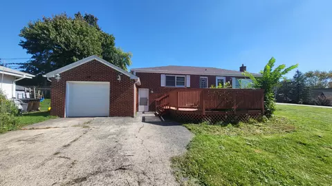1102 Van Buren St, Wauconda, IL 60084