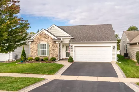 12425 Copper Ln, Huntley, IL 60142