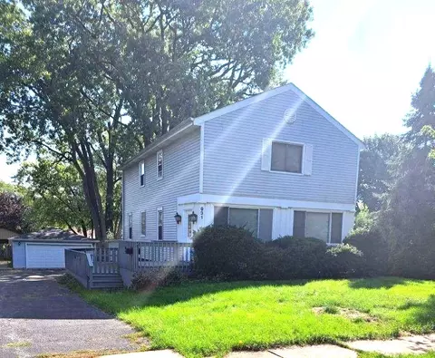 931 Franklin Ave, Winthrop Harbor, IL 60096