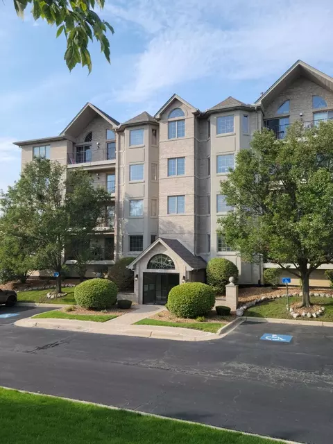11910 Windemere Ct #204, Orland Park, IL 60467