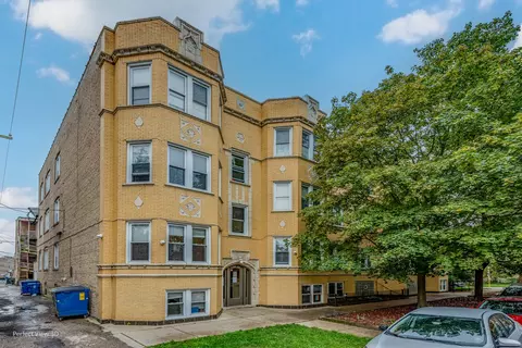 2251 W Rosemont Ave #1, Chicago, IL 60659