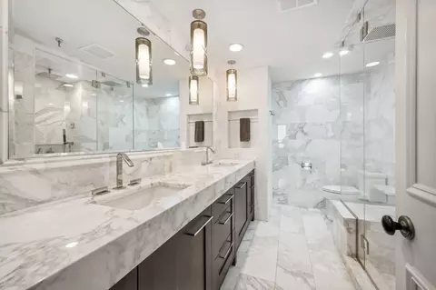 180 E Pearson St #5203, Chicago, IL 60611 photo 19