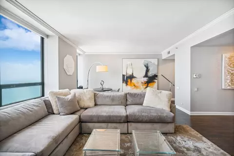 180 E Pearson St #5203, Chicago, IL 60611 photo 8