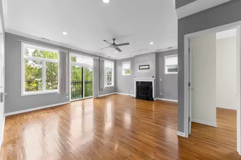 633 E Bowen Ave #3E, Chicago, IL 60653 photo 3
