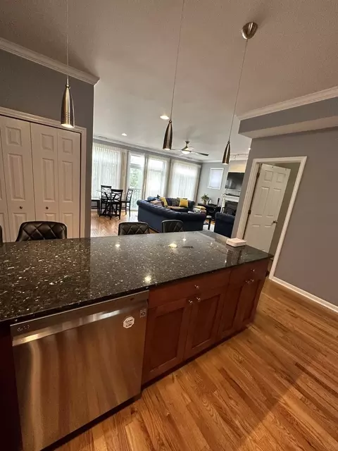 633 E Bowen Ave #3E, Chicago, IL 60653 photo 15