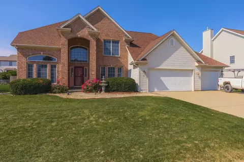 35 Paige Pl, Bloomington, IL 61704