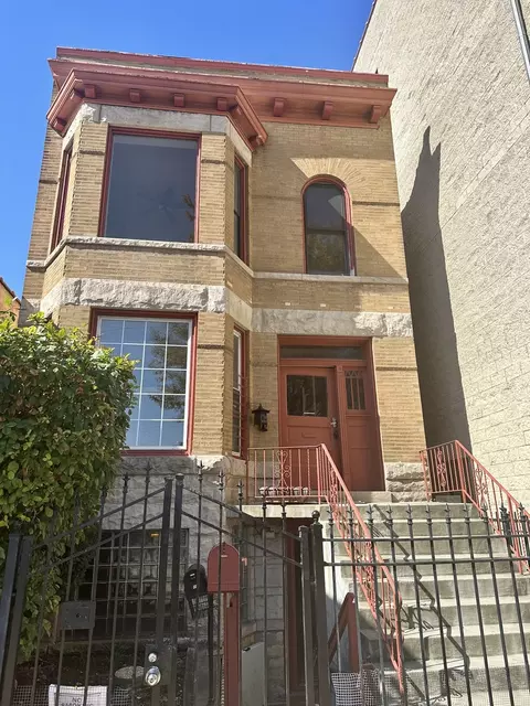 5850 N Broadway St, Chicago, IL 60660