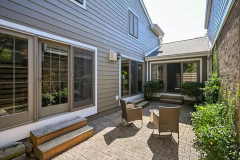 2097 Timber Ln, Wheaton, IL 60189 photo 27