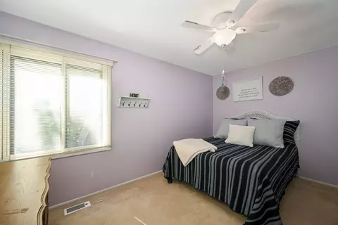 2097 Timber Ln, Wheaton, IL 60189 photo 23