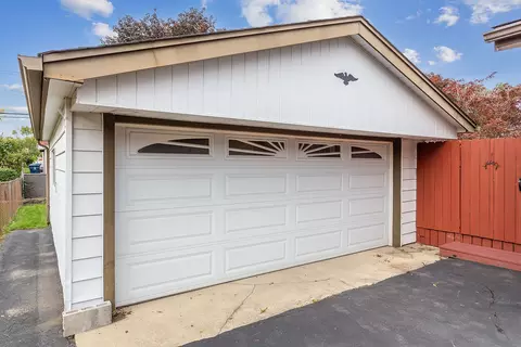13106 E Playfield Dr, Crestwood, IL 60445 photo 17