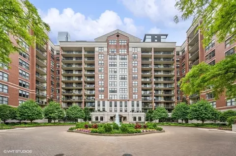 55 W Delaware Pl #418, Chicago, IL 60610