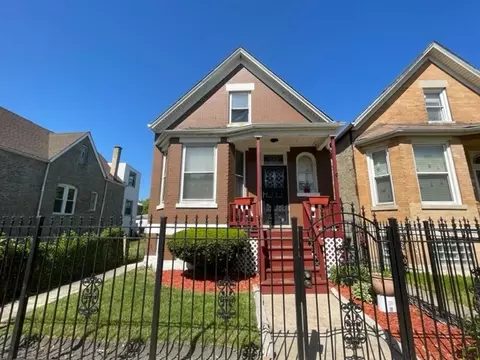 542 N Troy St, Chicago, IL 60612
