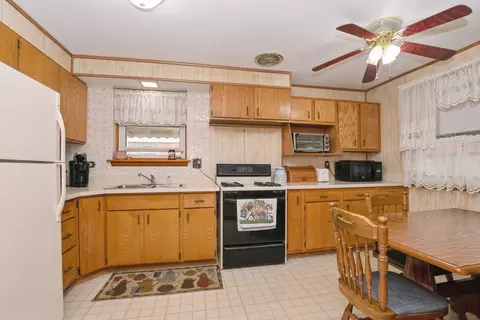 4281 W 81st St, Chicago, IL 60652 photo 3
