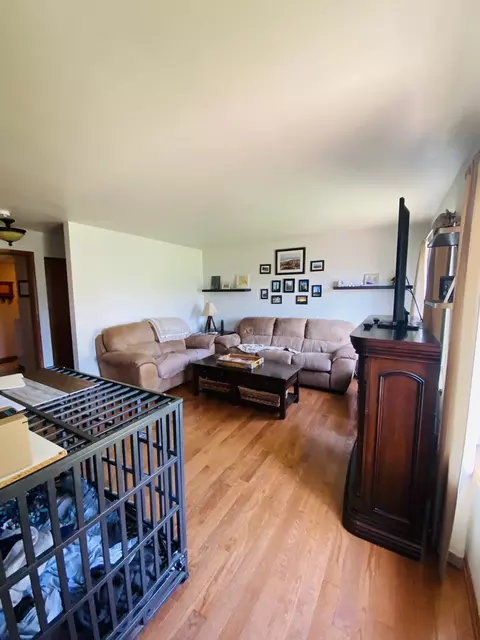 1361 Geneva Ln, Cary, IL 60013 photo 13