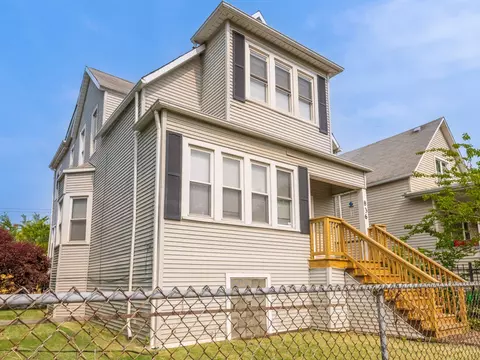 836 N Latrobe Ave, Chicago, IL 60651