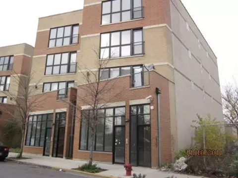 2428 W Madison St #2, Chicago, IL 60612