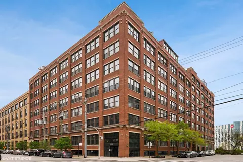 411 S Sangamon St #2D, Chicago, IL 60607