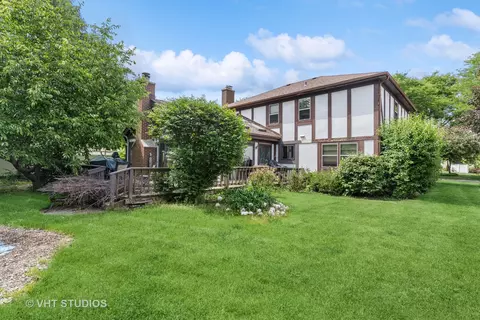 1909 Cyndi Ct, Rolling Meadows, IL 60008 photo 16