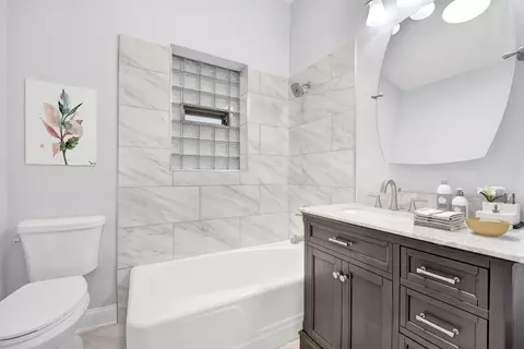 1348 E 48th St #1D, Chicago, IL 60615 photo 16