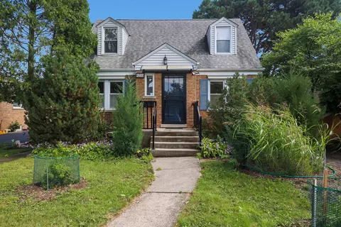8235 N Osceola Ave, Niles, IL 60714