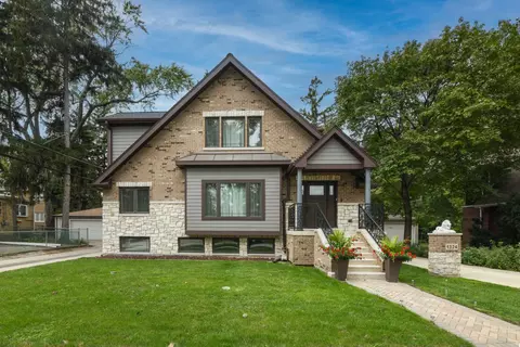 1324 Grove Ave, Park Ridge, IL 60068