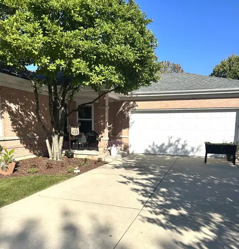16427 Avenel Dr, Orland Park, IL 60467