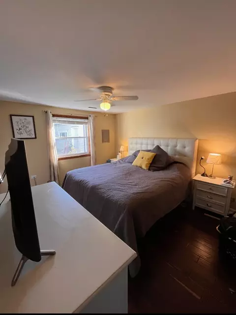 835 Bloomfield Ln, Aurora, IL 60504 photo 6