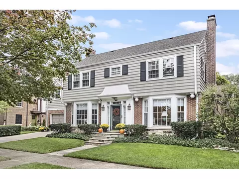 624 Forest Ave, Evanston, IL 60202