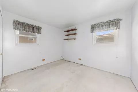6233 Forestview Dr, Oak Forest, IL 60452 photo 13
