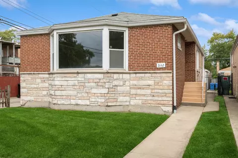 3142 W Hood Ave, Chicago, IL 60659