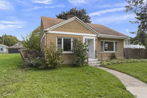 1425 Jackson St, North Chicago, IL 60064