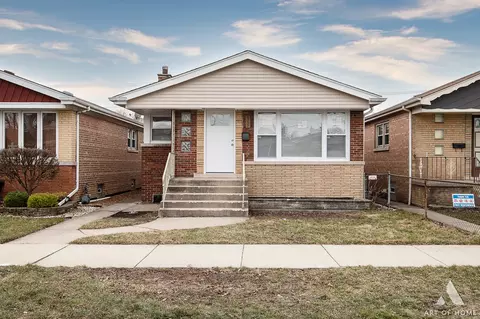 6010 S Moody Ave, Chicago, IL 60638