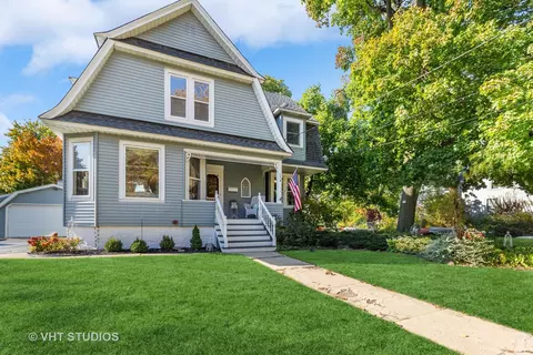 174 S Lake St, Grayslake, IL 60030