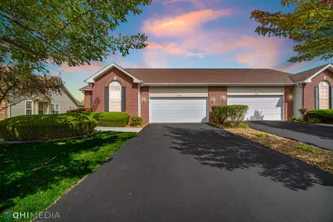 17204 Fontana Ln, Lockport, IL 60441