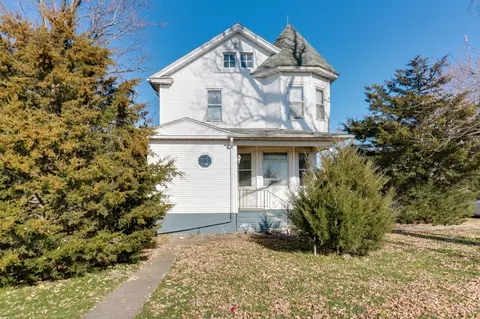 17292 E 300 North Rd, Heyworth, IL 61745